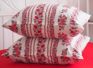 Lenjerie de pat bumbac Ranforce - Brauri cu motive traditionale rosii