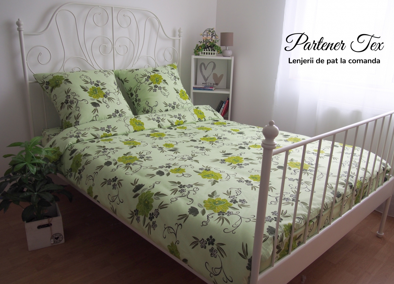 Lenjerie de pat bumbac neted - Floare verde pe verde