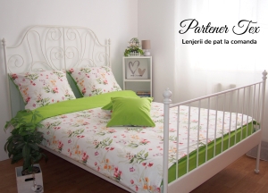 Lenjerie de pat bumbac Ranforce - Blossom combinat cu verde inchis