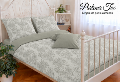 Lenjerie de pat bumbac Ranforce - Tapet floral pe verde combinat cu verde eucalipt